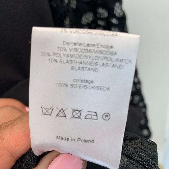 Sandro black lace insert dress. Size 1 (XS) - Picture 5 of 6